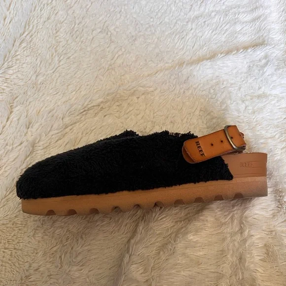 Reef Black Fuzzy Slip-Ons - Picture 3 of 4